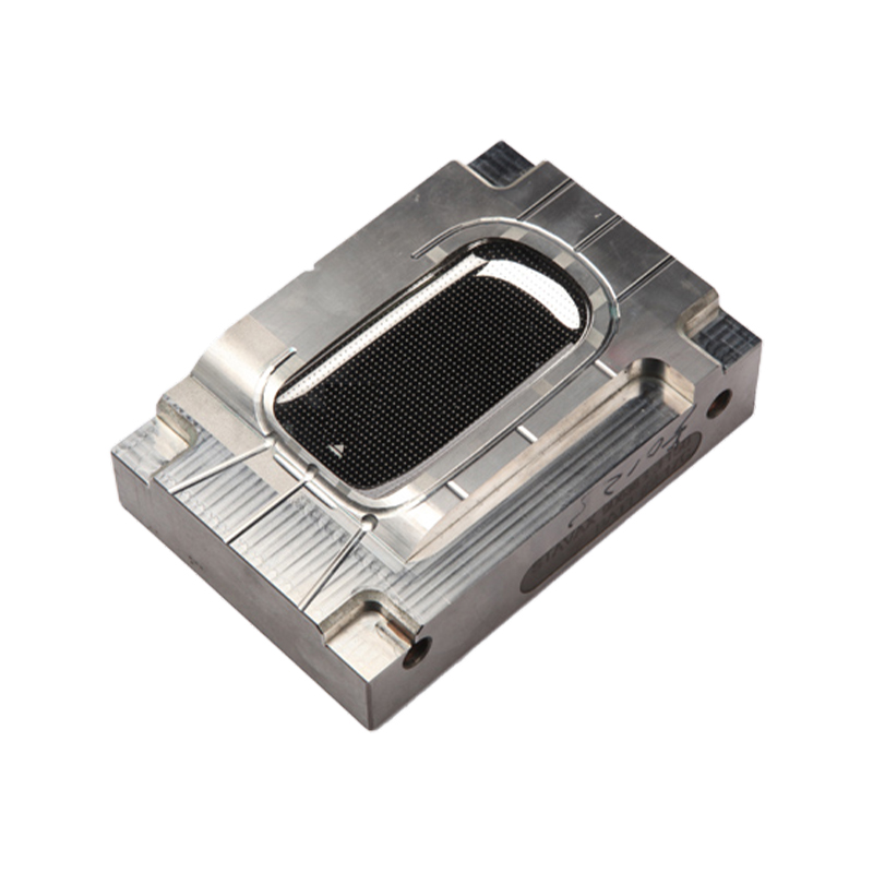 How does precision mold achieve ultra-high precision part manufacturing?